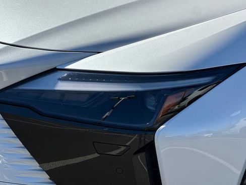 Used 2023 Lexus RZ 450e Premium w/ Technology Package image 53