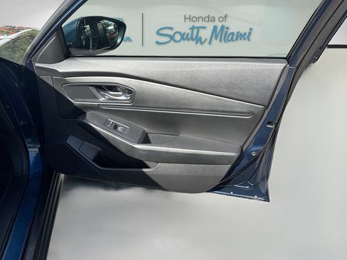 Used 2023 Honda Accord EX image 32