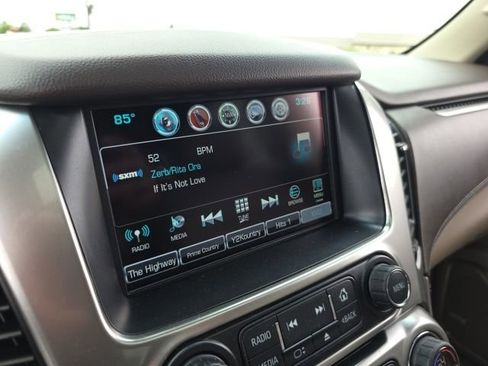 Used 2017 Chevrolet Suburban Premier AWD/4WD image 30