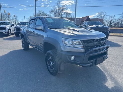 Used 2020 Chevrolet Colorado ZR2 w/ Colorado ZR2 Bison Edition image 7