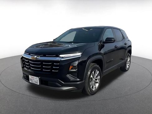 Used 2025 Chevrolet Equinox LT image 7