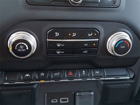 Used 2023 GMC Sierra 1500 Pro w/ Pro Value Package image 15