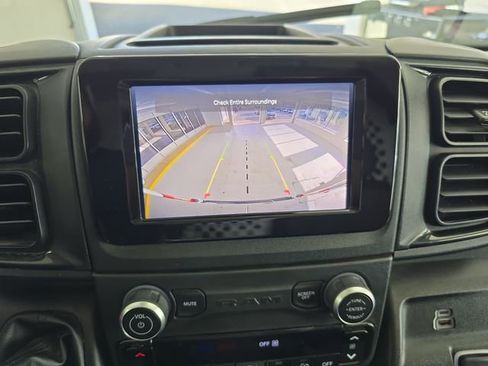 Used 2023 RAM ProMaster 2500 image 14