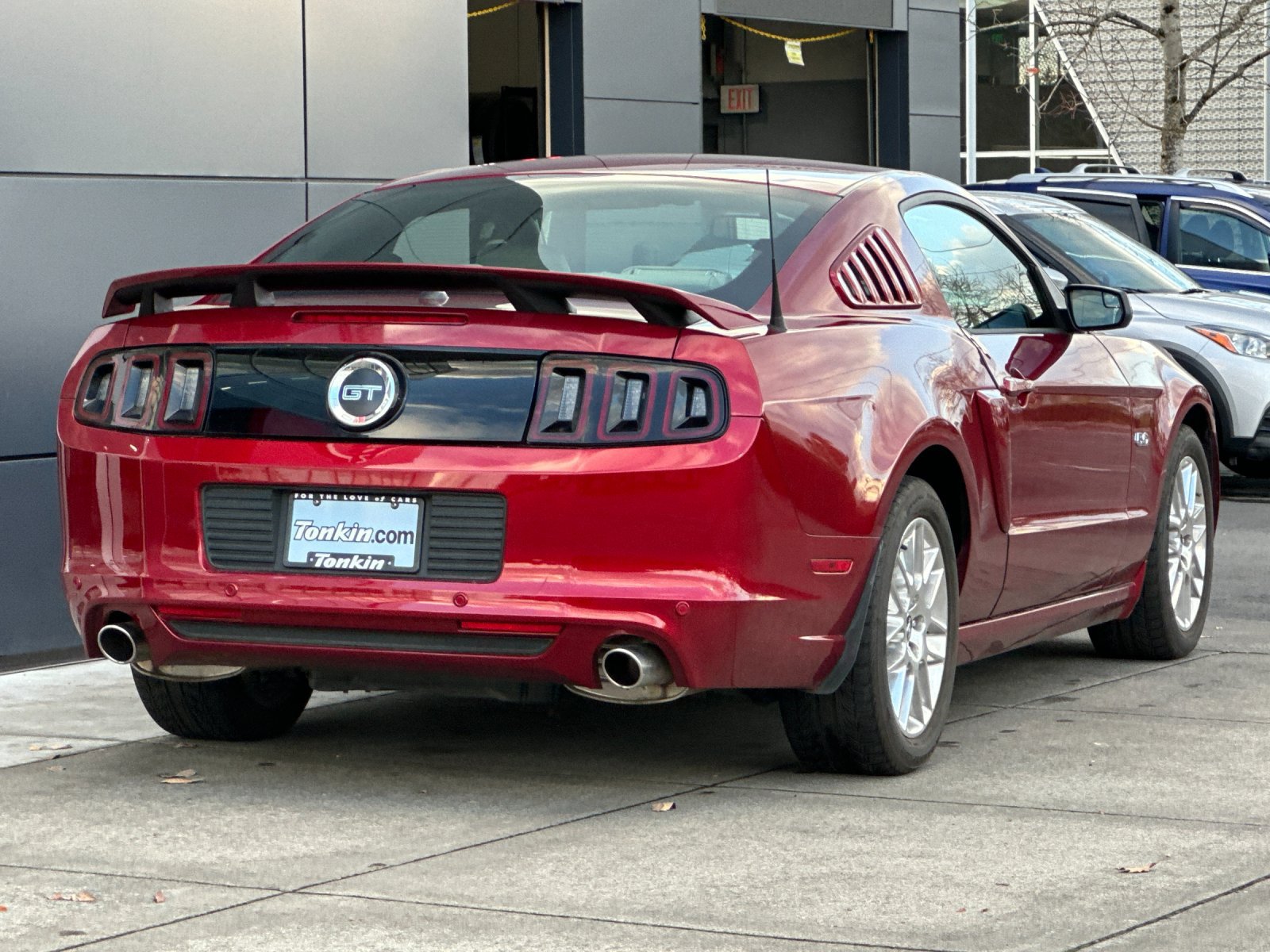 Used 2014 Ford Mustang GT Premium w/ Electronics Package RWD image 4