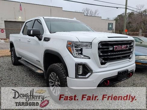 Used 2020 GMC Sierra 1500 AT4 w/ AT4 Premium Package image 2