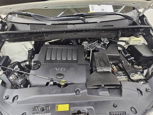 Used 2015 Toyota Highlander XLE AWD/4WD image 44