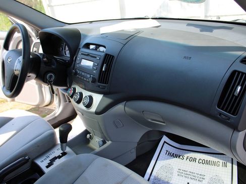 Used 2008 Hyundai Elantra SE FWD image 39