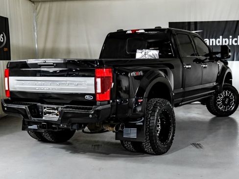 Used 2022 Ford F450 Platinum image 6