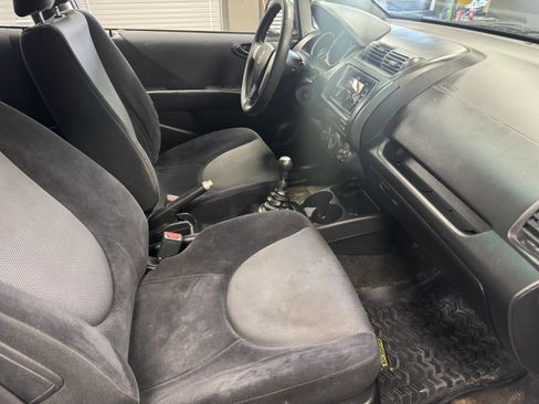 Used 2007 Honda Fit image 11