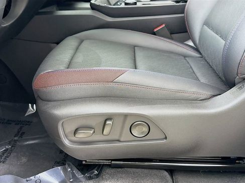 New 2026 Chevrolet Equinox RS w/ Convenience Package III image 21