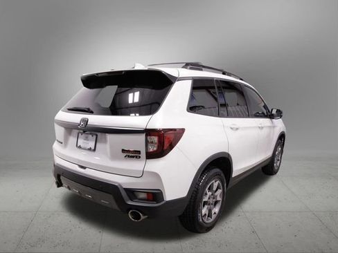 Certified 2022 Honda Passport TrailSport image 7