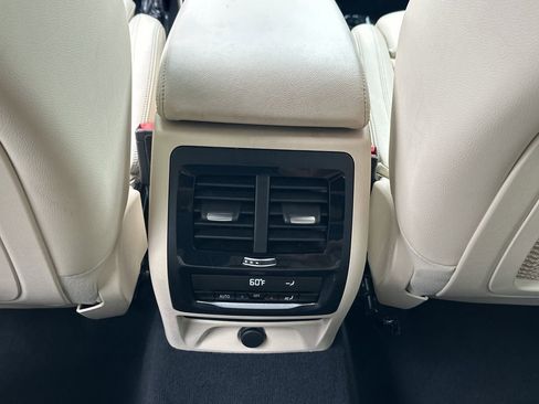 Used 2019 BMW X3 sDrive30i w/ Premium Package image 20