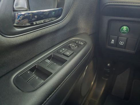 Used 2022 Honda HR-V Sport image 18