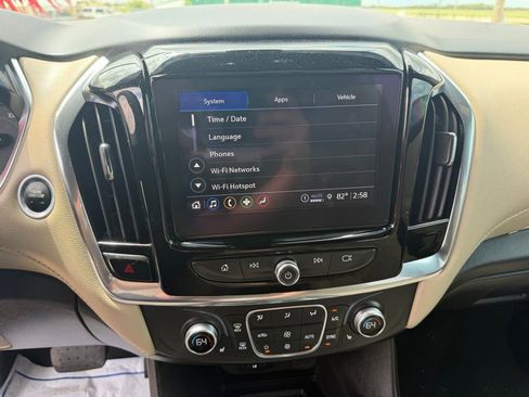 Used 2023 Chevrolet Traverse LT w/ LPO, Cargo Package AWD/4WD image 24