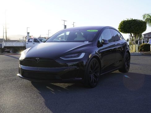 Used 2022 Tesla Model X Plaid image 8
