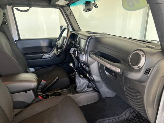 Used 2016 Jeep Wrangler Unlimited Sport AWD/4WD image 23