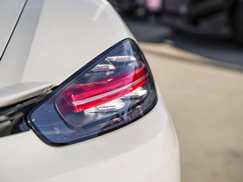 Used 2025 Porsche 718 Boxster image 12