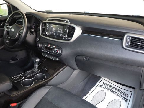 Used 2019 Kia Sorento EX AWD/4WD image 31