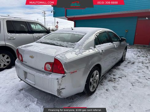 Used 2009 Chevrolet Malibu LT w/ Premium Mat Package image 4