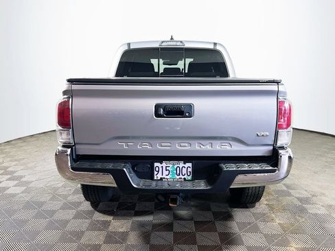 Certified 2023 Toyota Tacoma TRD Off-Road AWD/4WD image 6