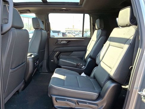 New 2025 Chevrolet Suburban Premier w/ Sun And Tow Package image 7