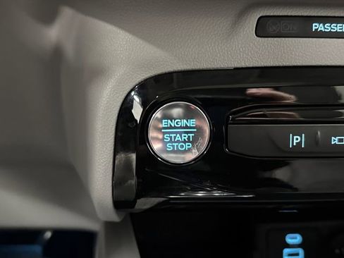 Used 2023 Ford Escape SE w/ PHEV Premium Package image 24