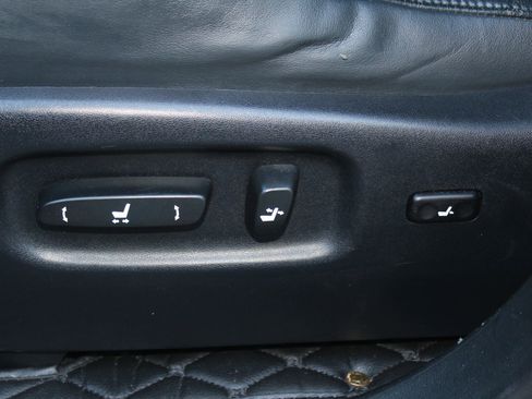 Used 2011 Lexus RX 450h AWD image 24