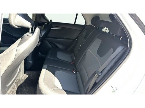 Used 2025 Kia Niro LX FWD image 12
