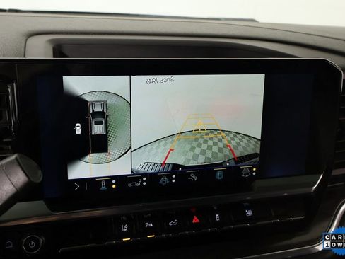 Used 2024 Chevrolet Silverado 2500 LTZ w/ LTZ Convenience Package image 6