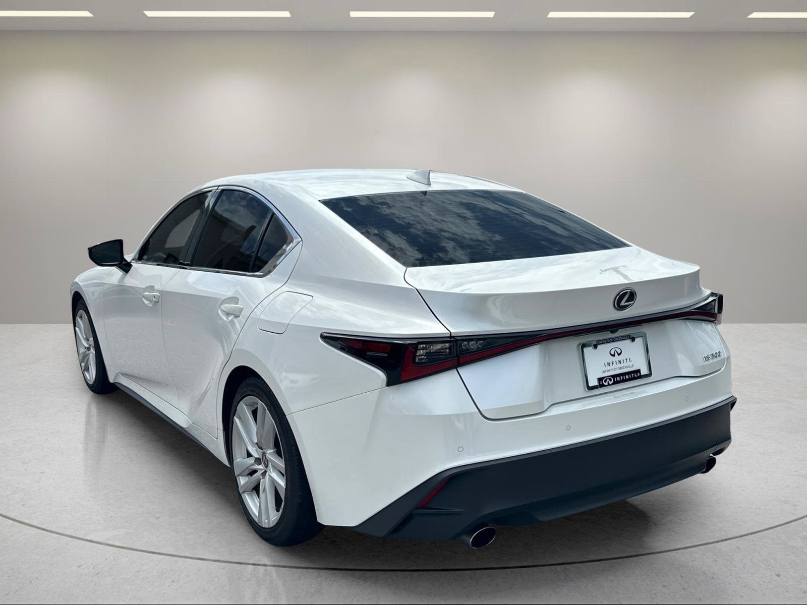 Used 2021 Lexus IS 300 w/ Comfort Package RWD image 3