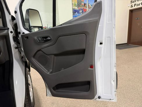 Used 2023 Ford Transit 350 XLT RWD image 28