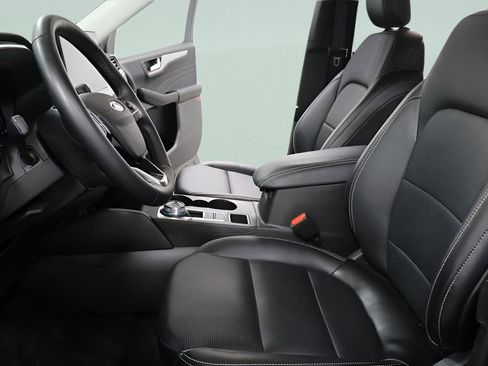 Used 2025 Ford Escape Platinum AWD/4WD image 21