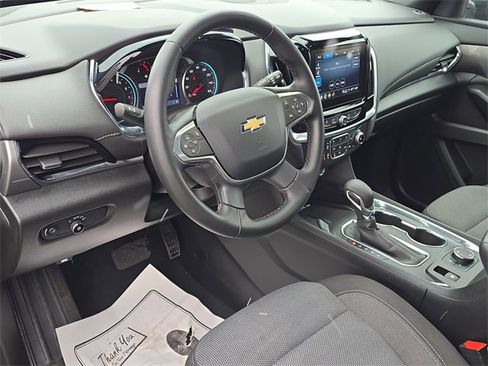 Used 2023 Chevrolet Traverse LT w/ LPO, Floor Liner Package image 5