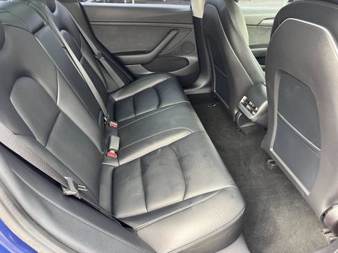 Used 2022 Tesla Model 3 Long Range AWD/4WD image 21
