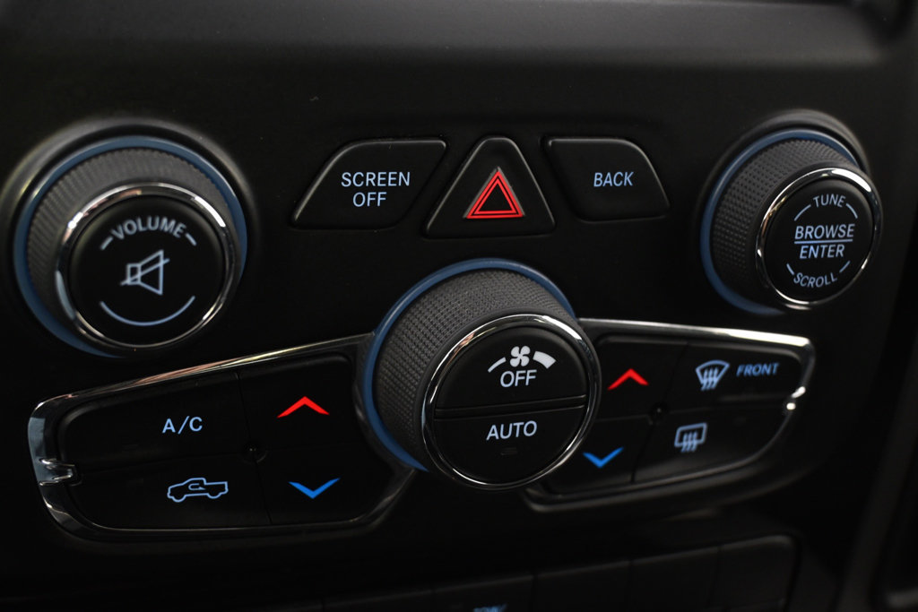 Used 2015 RAM 1500 Sport w/ Convenience Group AWD/4WD image 30
