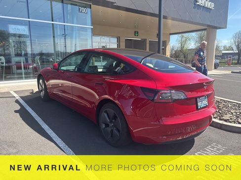 Used 2022 Tesla Model 3 Long Range image 7