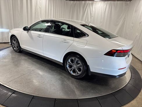 Certified 2024 Honda Accord EX image 7