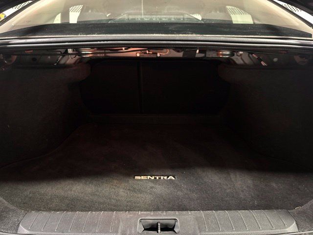 Used 2025 Nissan Sentra SV FWD image 40