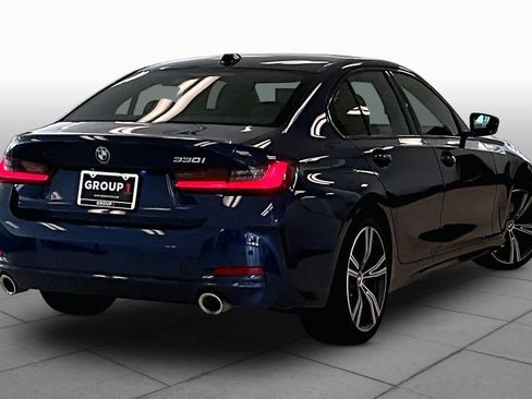 Used 2023 BMW 330i Sedan w/ Premium Package RWD image 12