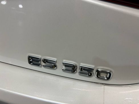 Used 2022 Lexus ES 350 Ultra Luxury image 36