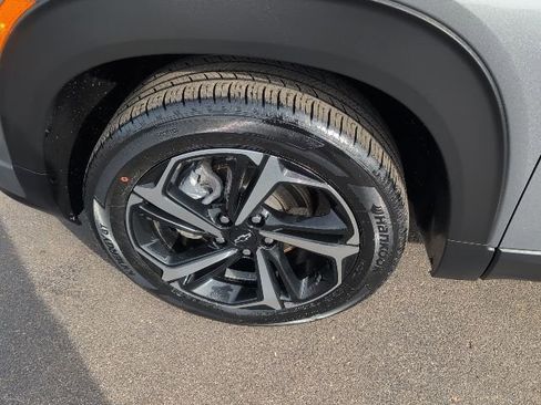 Used 2023 Chevrolet TrailBlazer RS w/ Convenience Package image 16