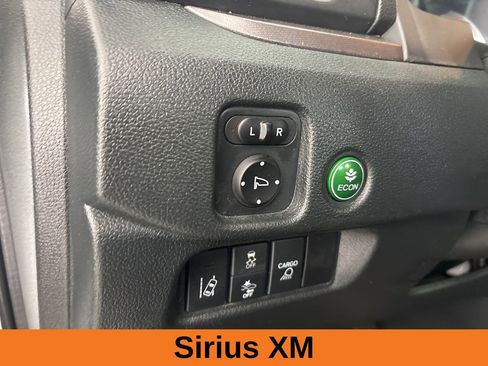 Used 2023 Honda Ridgeline Sport image 9