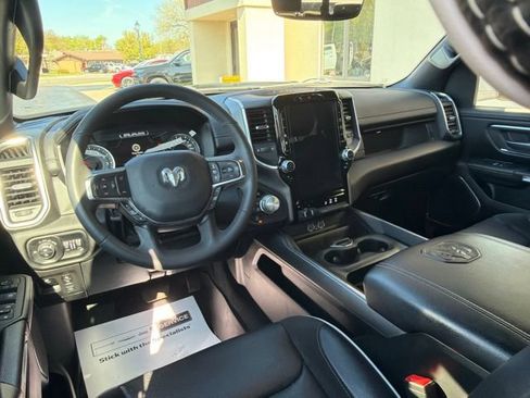 Used 2025 RAM 1500 Laramie w/ Sport Appearance Package AWD/4WD image 21