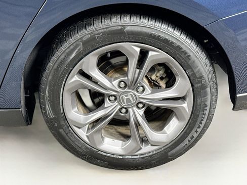 Used 2023 Honda Accord EX image 9