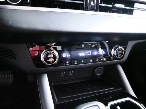 New 2026 Mitsubishi Outlander AWD image 7