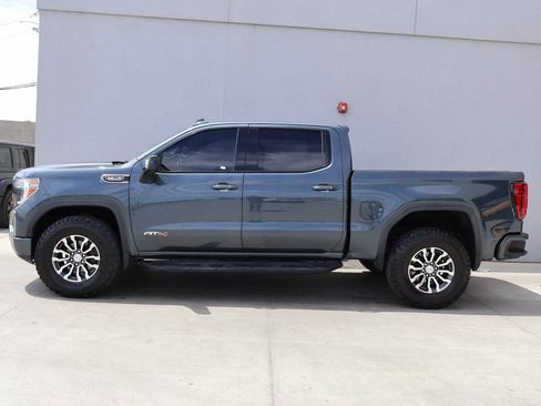 Used 2021 GMC Sierra 1500 AT4 w/ AT4 Premium Package AWD/4WD image 2