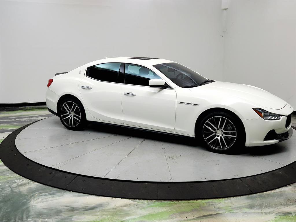 Used 2016 Maserati Ghibli RWD image 3