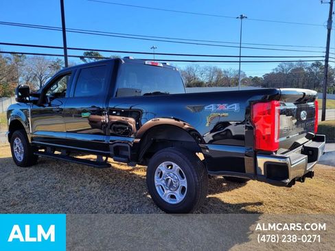 Used 2025 Ford F250 XLT image 8