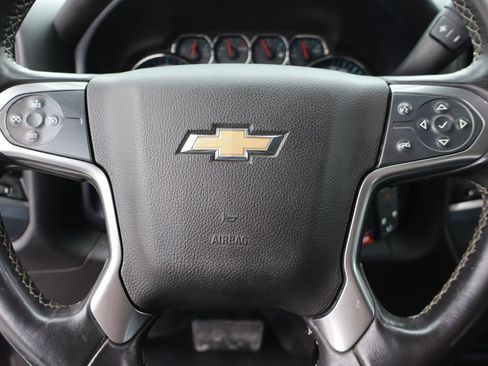 Used 2015 Chevrolet Silverado 2500 LT w/ LT Convenience Package image 10