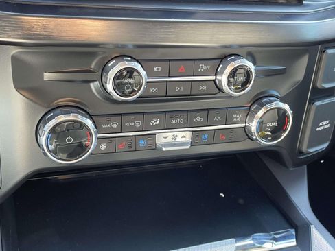 New 2025 Ford F250 Lariat w/ Lariat Ultimate Package image 12